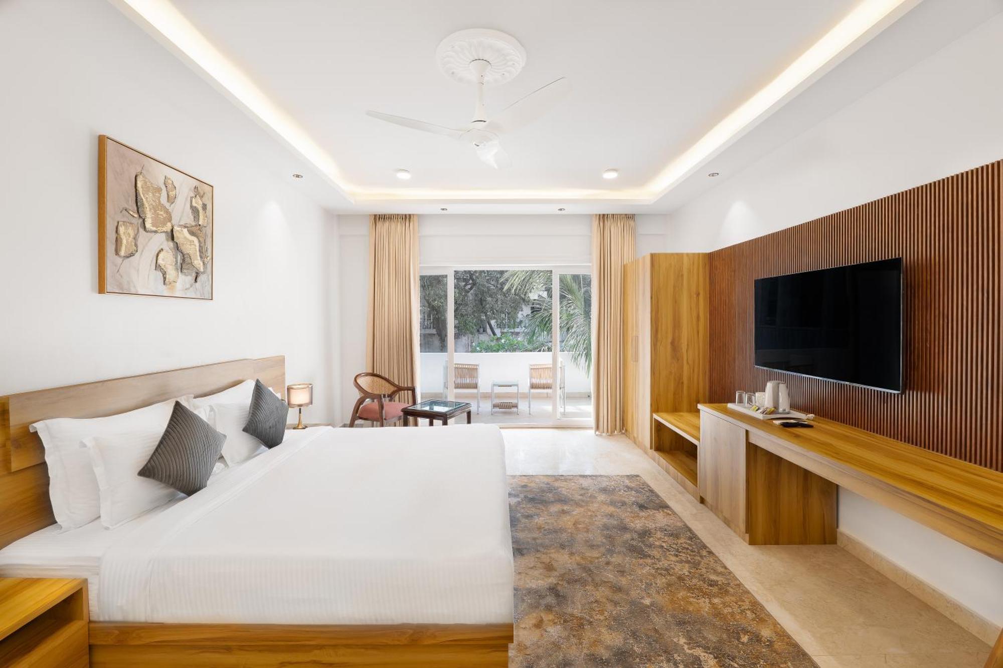 White Wharf Beach Resort Morjim Goa Exterior photo